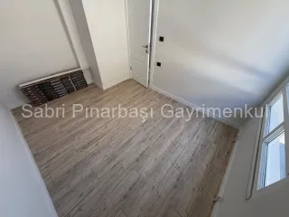 SABRİ PINARBAŞI'dan AKÇAY MERKEZ'de SATILIK FULL YAPILI 2+1 DAİRE