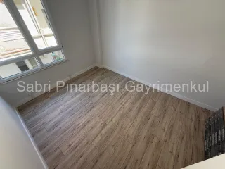 SABRİ PINARBAŞI'dan AKÇAY MERKEZ'de SATILIK FULL YAPILI 2+1 DAİRE