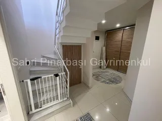 SABRİ PINARBAŞI'dan AKÇAY MERKEZ'de SATILIK 250m2 DUBLEKS DAİRE