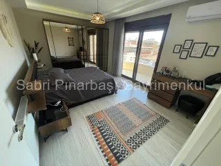 SABRİ PINARBAŞI'dan AKÇAY MERKEZ'de SATILIK 250m2 DUBLEKS DAİRE