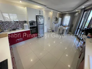SABRİ PINARBAŞI'dan AKÇAY MERKEZ'de SATILIK 250m2 DUBLEKS DAİRE