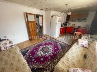 SABRİ PINARBAŞI'ndan HAVRAN ÇAMDİBİ'nde SATILIK 556m2 ARSA İÇİNDE KÖY EVİ
