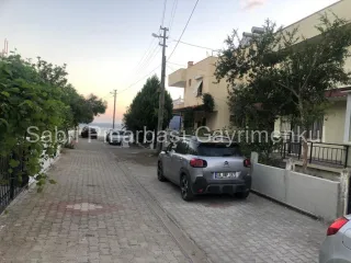 SABRİ PINARBAŞI'dan ALTINOLUK'ta DENİZ'e 50m SATILIK MÜSTAKİL
