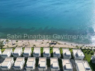 SABRİ PINARBAŞI'dan ALTINOLUK'ta SATILIK DENİZ'e SIFIR VİLLA