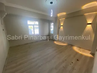 SABRİ PINARBAŞI'dan ALTINKUM'da ŞIK TASARIMLI SATILIK 3+1 DAİRE