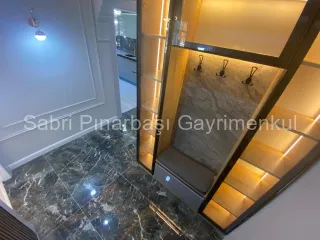 SABRİ PINARBAŞI'dan ALTINKUM'da ŞIK TASARIMLI SATILIK 3+1 DAİRE