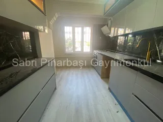 SABRİ PINARBAŞI'dan ALTINKUM'da ŞIK TASARIMLI SATILIK 3+1 DAİRE