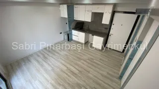 SABRİ PINARBAŞI'dan AKÇAY'da DENİZ'e ÇOK YAKIN SATILIK SIFIR 1+1 DAİRE