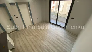 SABRİ PINARBAŞI'dan AKÇAY'da DENİZ'e ÇOK YAKIN SATILIK SIFIR 1+1 DAİRE