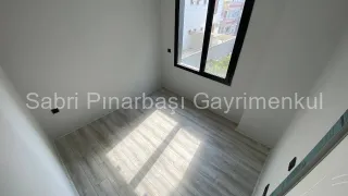 SABRİ PINARBAŞI'dan AKÇAY'da DENİZ'e ÇOK YAKIN SATILIK SIFIR 1+1 DAİRE
