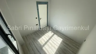 SABRİ PINARBAŞI'dan AKÇAY'da DENİZ'e ÇOK YAKIN SATILIK SIFIR 1+1 DAİRE