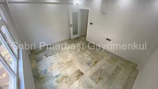SABRİ PINARBAŞI'dan AKÇAY'da SATILIK YÜKSEK GİRİŞ 2+1 DAİRE