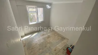 SABRİ PINARBAŞI'dan AKÇAY'da SATILIK YÜKSEK GİRİŞ 2+1 DAİRE
