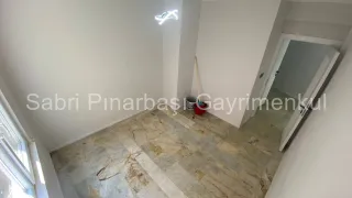 SABRİ PINARBAŞI'dan AKÇAY'da SATILIK YÜKSEK GİRİŞ 2+1 DAİRE