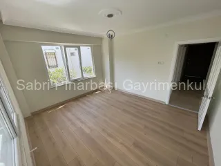 SABRİ PINARBAŞI'dan AKÇAY YENİMAHALLE'de SATILIK ARAKAT ÖN CEPHE 3+1 DAİRE