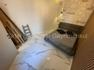 SABRİ PINARBAŞI'dan KIZILKEÇİLİ'de SATILIK FULL YAPILI EŞYALI MÜSTAKİL EV