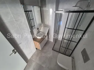 SABRİ PINARBAŞI'dan ÖNCEPHE AYRI MUTFAK 2+1 SIFIR DAİRE