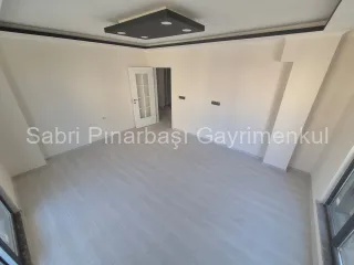 SABRİ PINARBAŞI'dan ÖNCEPHE AYRI MUTFAK 2+1 SIFIR DAİRE
