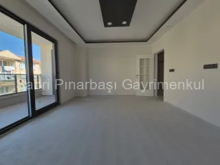 SABRİ PINARBAŞI'dan ÖNCEPHE AYRI MUTFAK 2+1 SIFIR DAİRE
