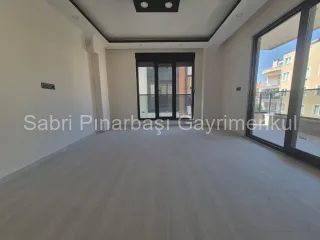 SABRİ PINARBAŞI'dan ÖNCEPHE AYRI MUTFAK 2+1 SIFIR DAİRE