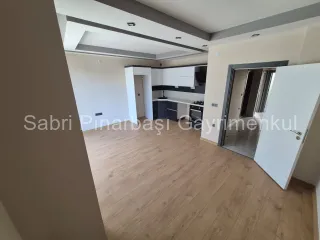 SABRİ PINARBAŞI'dan ALTINKUM'da SATILIK ÖNCEPHE YÜKSEK GİRİŞ 2+1 DAİRE