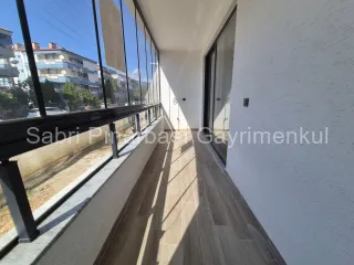 SABRİ PINARBAŞI'dan ALTINKUM'da SATILIK ÖNCEPHE YÜKSEK GİRİŞ 2+1 DAİRE