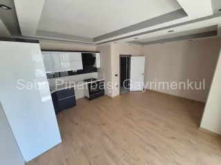 SABRİ PINARBAŞI'dan ALTINKUM'da SATILIK ÖNCEPHE YÜKSEK GİRİŞ 2+1 DAİRE