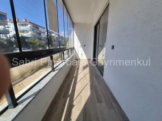 SABRİ PINARBAŞI'dan ALTINKUM'da SATILIK ÖNCEPHE YÜKSEK GİRİŞ 2+1 DAİRE