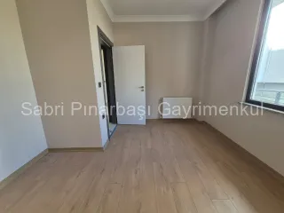 SABRİ PINARBAŞI'dan ALTINKUM'da SATILIK ÖNCEPHE YÜKSEK GİRİŞ 2+1 DAİRE