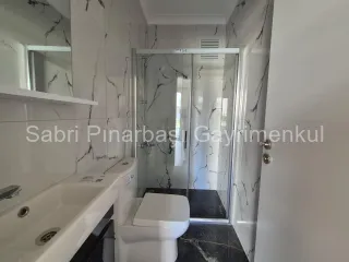 SABRİ PINARBAŞI'dan ALTINKUM'da SATILIK ÖNCEPHE YÜKSEK GİRİŞ 2+1 DAİRE