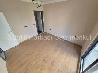 SABRİ PINARBAŞI'dan ALTINKUM'da SATILIK ÖNCEPHE YÜKSEK GİRİŞ 2+1 DAİRE