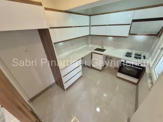 SABRİ PINARBAŞIN'dan İKİZÇAY'da SATILIK 2+1 ÖNCEPHE FULL YAPILI DAİRE