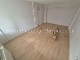 SABRİ PINARBAŞI'dan TEK YETKİLİ AKÇAY'da DOĞALGAZLI 2+1 DAİRE