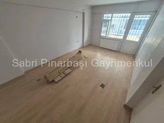 SABRİ PINARBAŞI'dan TEK YETKİLİ AKÇAY'da DOĞALGAZLI 2+1 DAİRE