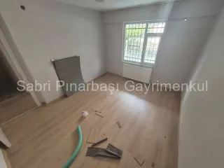 SABRİ PINARBAŞI'dan TEK YETKİLİ AKÇAY'da DOĞALGAZLI 2+1 DAİRE