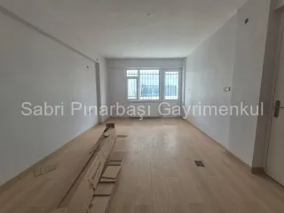 SABRİ PINARBAŞI'dan TEK YETKİLİ AKÇAY'da DOĞALGAZLI 2+1 DAİRE