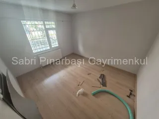 SABRİ PINARBAŞI'dan TEK YETKİLİ AKÇAY'da DOĞALGAZLI 2+1 DAİRE