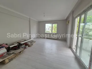 SABRİ PINARBAŞI'dan İKİZÇAY'da SATILIK 2+1 DAİRE