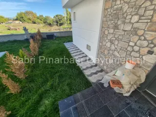 SABRİ PINARBAŞI GAYRİMENKUL'den AKÇAY'da SATILIK SIFIR TEK MÜSTAKİL HAVUZLU VİLLA