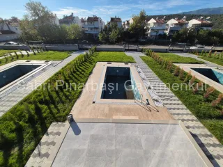 SABRİ PINARBAŞI GAYRİMENKUL'den AKÇAY'da SATILIK SIFIR TEK MÜSTAKİL HAVUZLU VİLLA