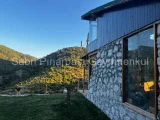 SABRİ PINARBAŞI'dan HAVRAN KARALAR'da SATILIK 12.300m2 TARLA İÇİNDE TAŞ EV