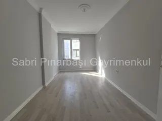 SABRİ PINARBAŞI'dan ALTINKUM'da SATILIK ÖNCEPHE KÖŞE 2+1 DAİRE