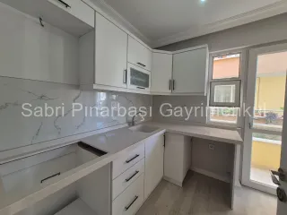 SABRİ PINARBAŞI'dan ALTINKUM'da SATILIK ÖNCEPHE KÖŞE 2+1 DAİRE