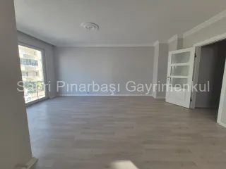 SABRİ PINARBAŞI'dan ALTINKUM'da SATILIK ÖNCEPHE KÖŞE 2+1 DAİRE