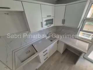 SABRİ PINARBAŞI'dan ALTINKUM'da SATILIK ÖNCEPHE KÖŞE 2+1 DAİRE