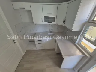 SABRİ PINARBAŞI'dan ALTINKUM'da SATILIK ÖNCEPHE KÖŞE 2+1 DAİRE