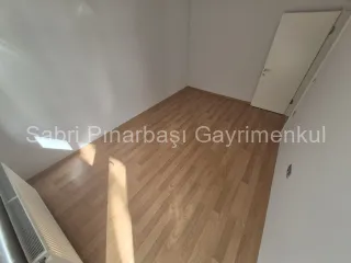 SABRİ PINARBAŞI GAYRİMENKUL'den DENİZ'e 100metre SATILIK 3+1 DAİRE