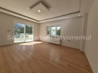 SABRİ PINARBAŞI GAYRİMENKUL'den DENİZ'e 100metre SATILIK 3+1 DAİRE