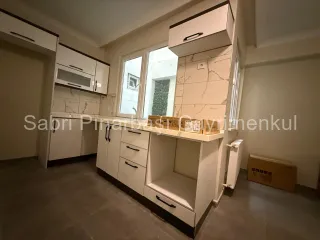 SABRİ PINARBAŞI'dan EDREMİT'te SATILIK SIFIR 2+1 ÖNCEPHE DAİRE