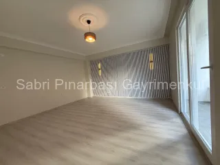 SABRİ PINARBAŞI'dan EDREMİT'te SATILIK SIFIR 2+1 ÖNCEPHE DAİRE